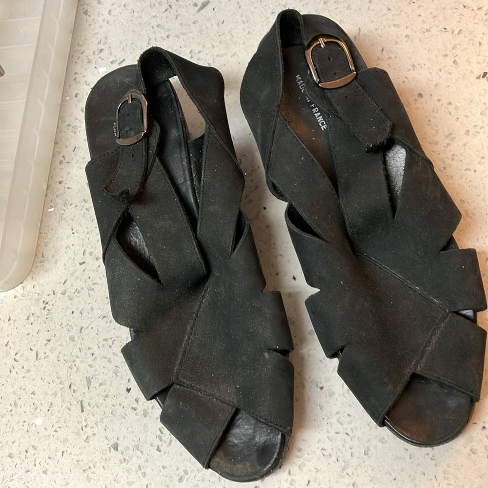 Arche Black Leather suede sandals with 1 3/4” heels and buckle adjustment. 6.5